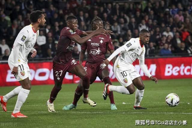 火爆！58位新浪专家3月分析大乐透中奖揽9997万